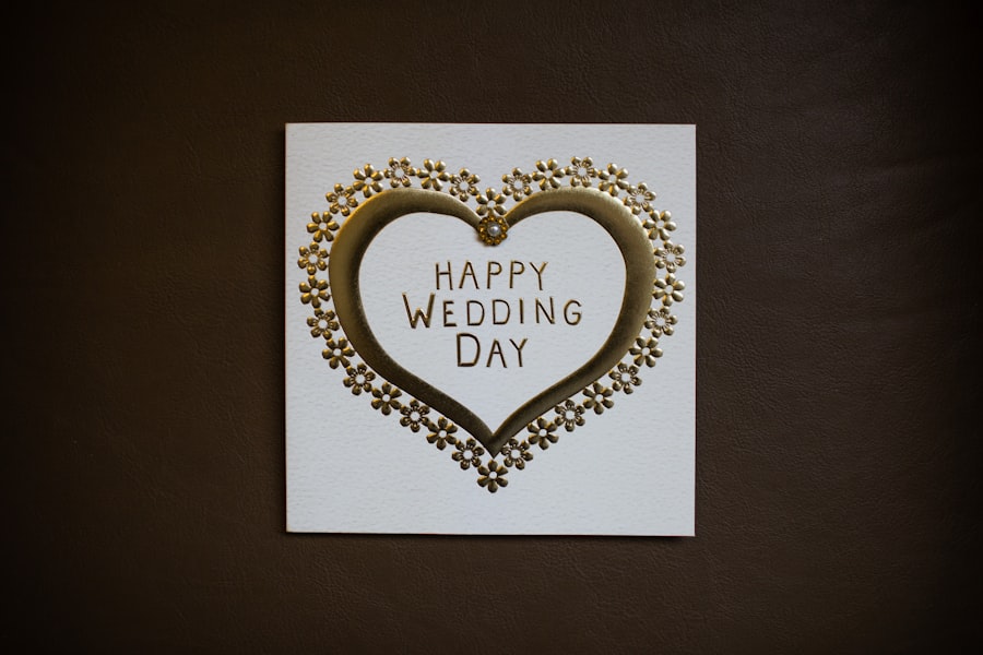 Happy wedding day card with gold heart design